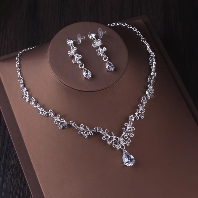 oldway-bridal-jewelry-set-silver-crystal-tiara.jpg