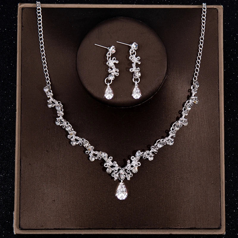 oldway-bridal-jewelry-set-silver-crystal-tiara.jpg