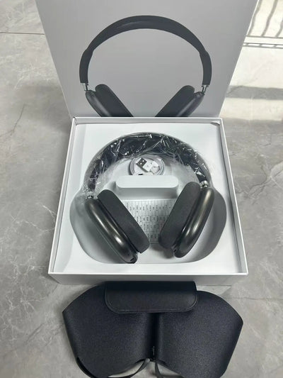 OLDWAY headset with long battery life and noise reduction, displayed in green packaging on a gray surface.