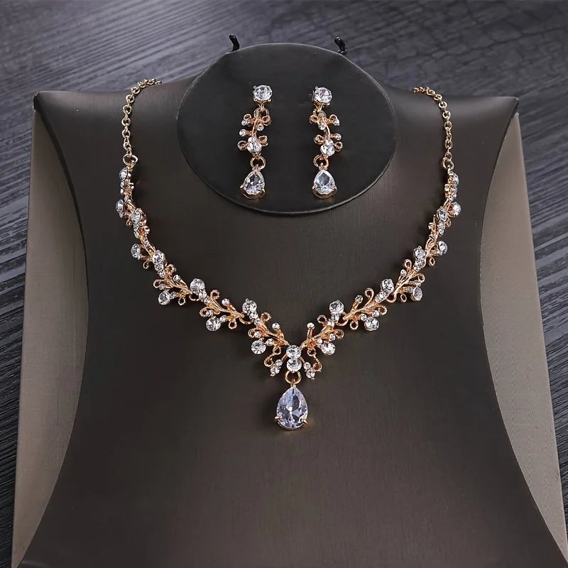 oldway-bridal-jewelry-set-silver-crystal-tiara.jpg