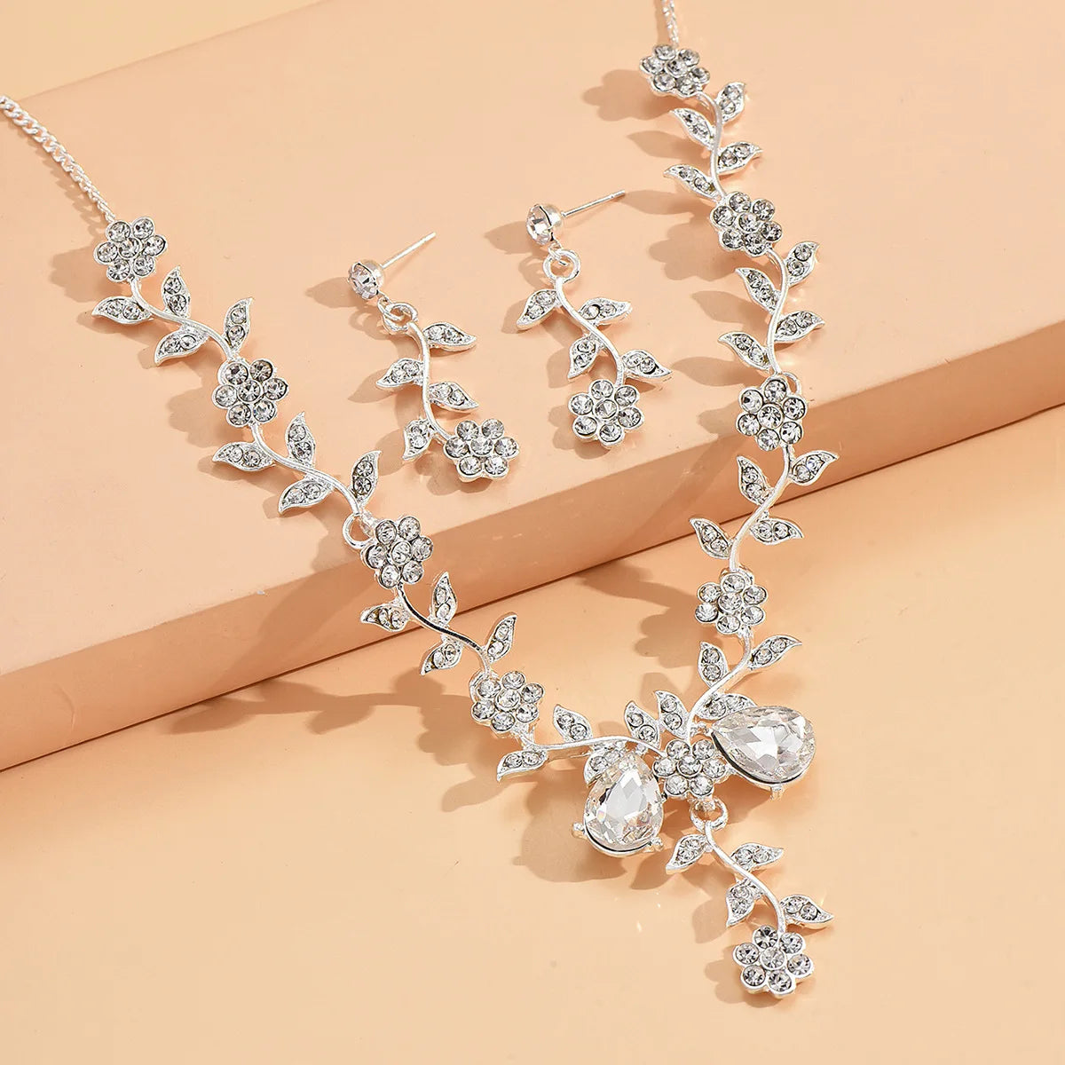 oldway-bridal-rhinestone-jewelry-set-crystal-necklace-earrings.jpg